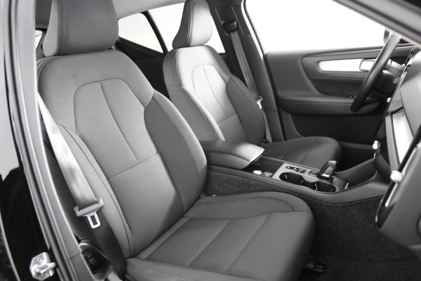 Volvo XC40 1.5 T5 Recharge *1ste Eigenaar*Navigatie*Parkassist*Trekhaak*