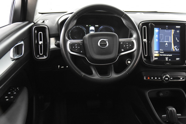Volvo XC40 1.5 T5 Recharge *1ste Eigenaar*Navigatie*Parkassist*Trekhaak*