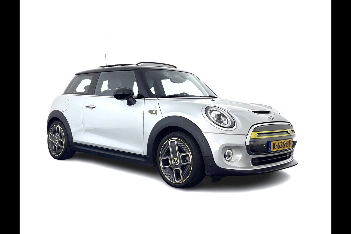 MINI Mini Electric Yours 33 kWh [ 3-Fase-11kW ] {SOH-100%} (INCL-BTW) Aut.* HEATPUMP | PANO | LEATHER | DIGI-COCKPIT | HEAD-UP | FULL-LED | NAVI-FULLMAP | HEATED-SPORTSEATS | DAB | CRUISE | HARMAN/KARDON | CAMERA | KEYLESS | AMBIENTLIGHT | 17"ALU*