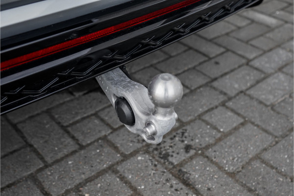 Volkswagen Touareg 3.0 TSi eHybrid 4MOTION R Luchtv ACC Elek Trekhaak Ori NL