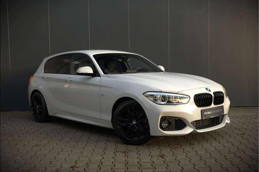 BMW 1-serie 118i Corporate Lease Executive M Sport | Automaat | Stuurverwarming | Stoelverwarming | NAP | Keyless | Cruise Control | PDC | Shadow line | Digital Dash | Navigatie Business | Led |  Dealer Onderhouden |