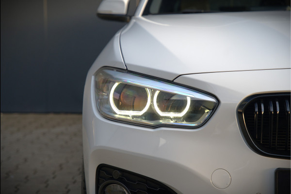 BMW 1-serie 118i Corporate Lease Executive M Sport | Automaat | Stuurverwarming | Stoelverwarming | NAP | Keyless | Cruise Control | PDC | Shadow line | Digital Dash | Navigatie Business | Led |  Dealer Onderhouden |