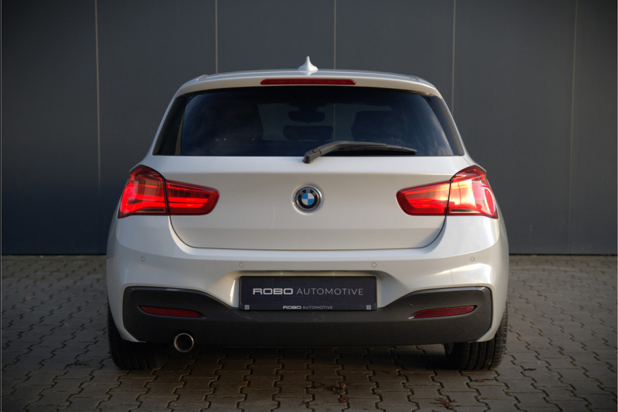 BMW 1-serie 118i Corporate Lease Executive M Sport | Automaat | Stuurverwarming | Stoelverwarming | NAP | Keyless | Cruise Control | PDC | Shadow line | Digital Dash | Navigatie Business | Led |  Dealer Onderhouden |