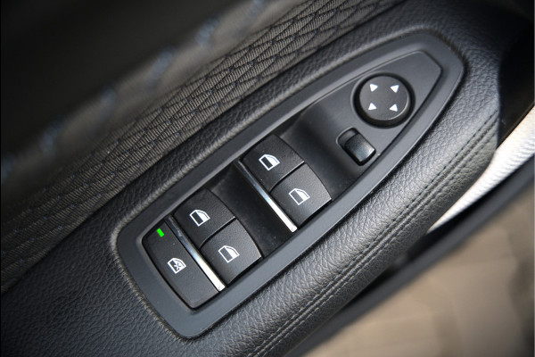 BMW 1-serie 118i Corporate Lease Executive M Sport | Automaat | Stuurverwarming | Stoelverwarming | NAP | Keyless | Cruise Control | PDC | Shadow line | Digital Dash | Navigatie Business | Led |  Dealer Onderhouden |