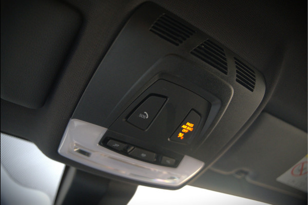 BMW 1-serie 118i Corporate Lease Executive M Sport | Automaat | Stuurverwarming | Stoelverwarming | NAP | Keyless | Cruise Control | PDC | Shadow line | Digital Dash | Navigatie Business | Led |  Dealer Onderhouden |