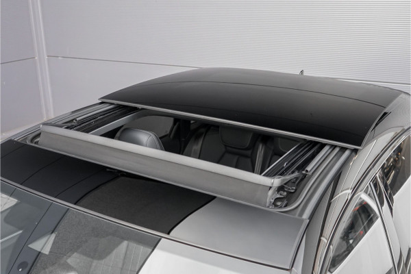 Audi A3 Sportback 35 TFSI S Edition Pano Zwart Optiek Leder 19"