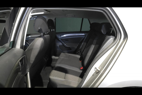 Volkswagen Golf 1.0 TSI Comfortline | Pano | Navi | Climate | Carplay