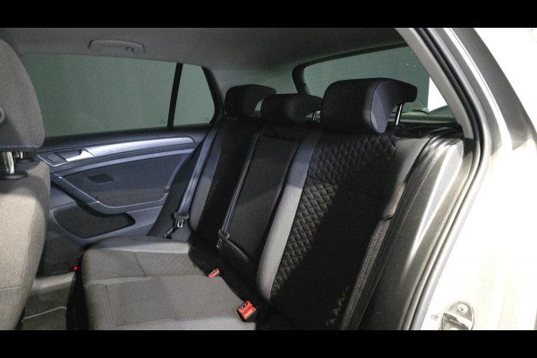 Volkswagen Golf 1.0 TSI Comfortline | Pano | Navi | Climate | Carplay