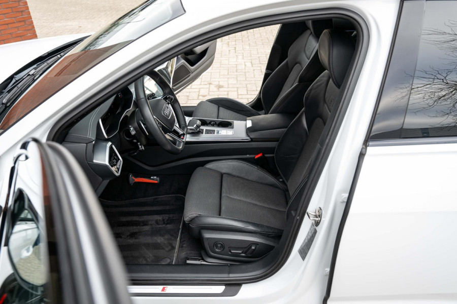 Audi A6 Avant 40 TFSI 204pk S-Line Competition Black Optic