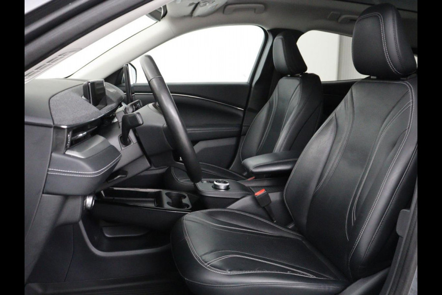 Ford Mustang Mach-E Extended RWD 98 kWh | Panoramadak | Trekhaak | Leder | Stoel & stuurverwarming | Adaptive cruise | 360 Camera | Carplay