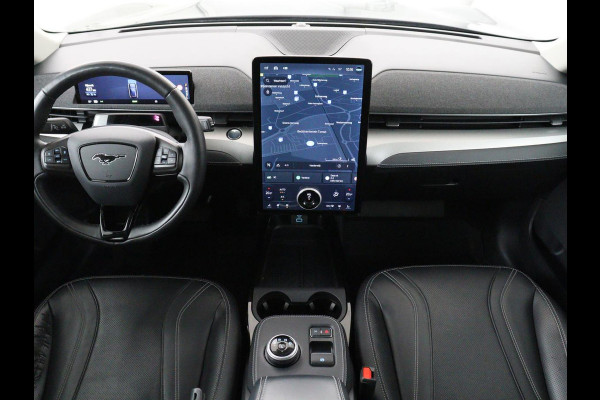 Ford Mustang Mach-E Extended RWD 98 kWh | Panoramadak | Trekhaak | Leder | Stoel & stuurverwarming | Adaptive cruise | 360 Camera | Carplay