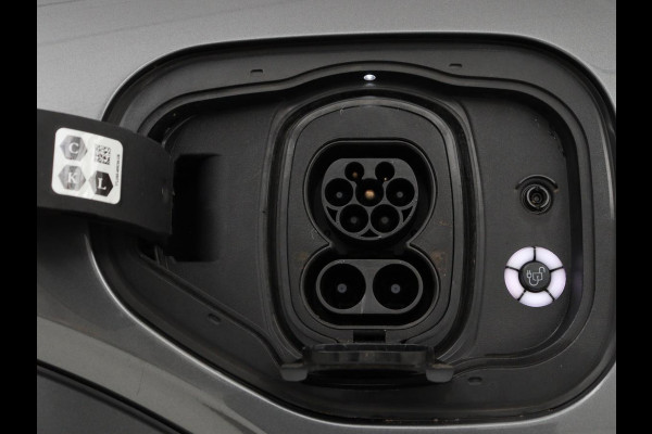 Ford Mustang Mach-E Extended RWD 98 kWh | Panoramadak | Trekhaak | Leder | Stoel & stuurverwarming | Adaptive cruise | 360 Camera | Carplay