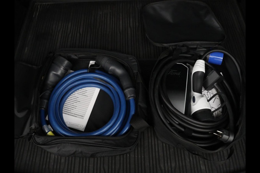 Ford Mustang Mach-E Extended RWD 98 kWh | Panoramadak | Trekhaak | Leder | Stoel & stuurverwarming | Adaptive cruise | 360 Camera | Carplay