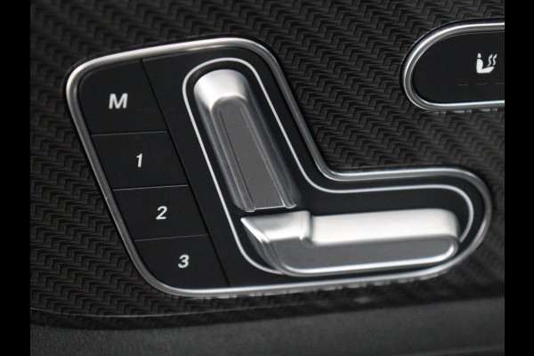Mercedes-Benz GLA 250e AMG Limited | Panoramadak | Trekhaak | Adaptive cruise | Stoelverwarming | Memory | Matrix LED | Leder/Alcantara | Navigatie | Camera | Sfeerverlichting | PHEV | Plug In