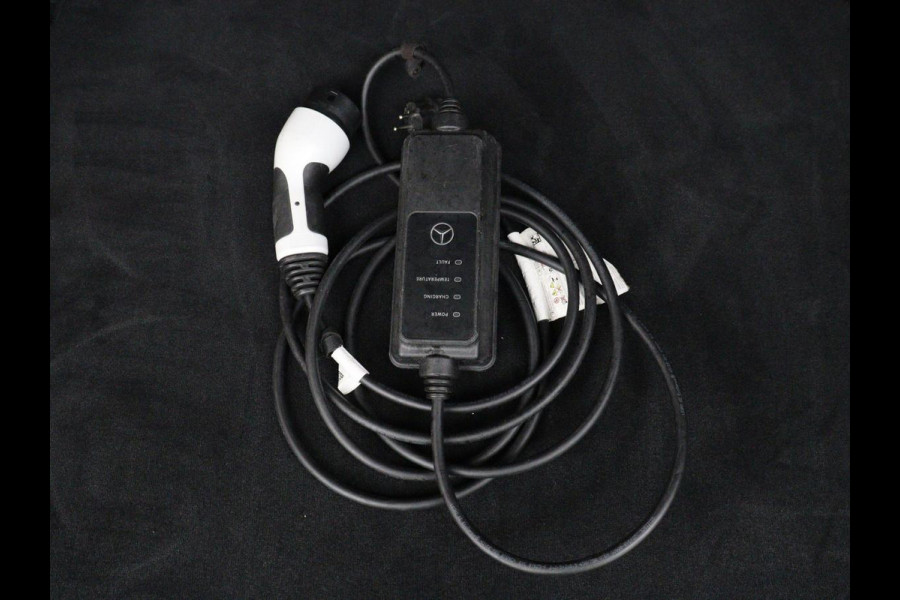 Mercedes-Benz GLA 250e AMG Limited | Panoramadak | Trekhaak | Adaptive cruise | Stoelverwarming | Memory | Matrix LED | Leder/Alcantara | Navigatie | Camera | Sfeerverlichting | PHEV | Plug In