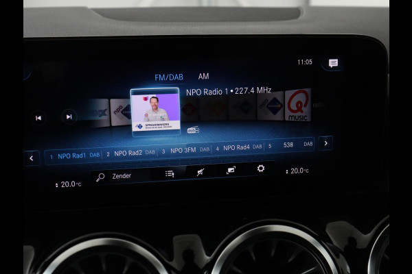 Mercedes-Benz GLA 250e AMG Limited | Panoramadak | Trekhaak | Adaptive cruise | Stoelverwarming | Memory | Matrix LED | Leder/Alcantara | Navigatie | Camera | Sfeerverlichting | PHEV | Plug In