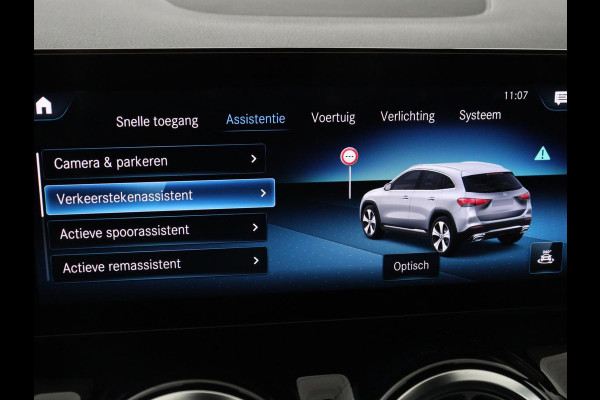 Mercedes-Benz GLA 250e AMG Limited | Panoramadak | Trekhaak | Adaptive cruise | Stoelverwarming | Memory | Matrix LED | Leder/Alcantara | Navigatie | Camera | Sfeerverlichting | PHEV | Plug In