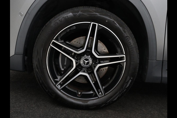 Mercedes-Benz GLA 250e AMG Limited | Panoramadak | Trekhaak | Adaptive cruise | Stoelverwarming | Memory | Matrix LED | Leder/Alcantara | Navigatie | Camera | Sfeerverlichting | PHEV | Plug In