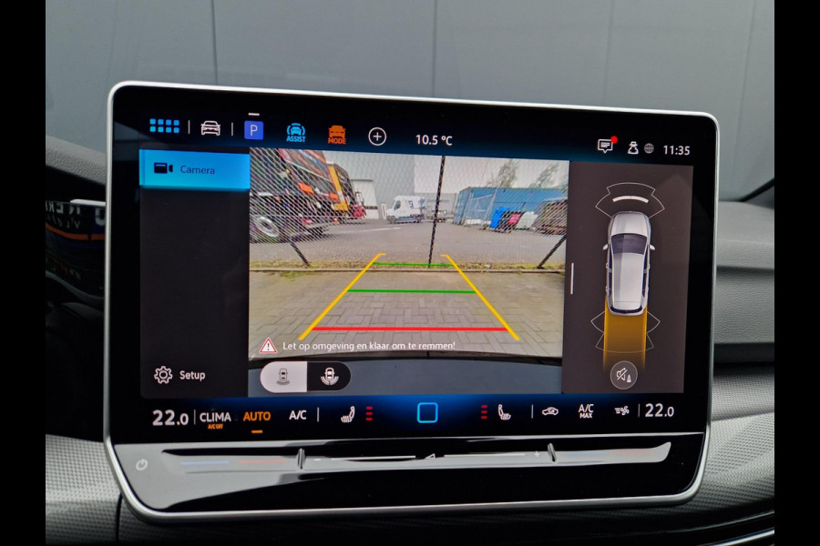 Volkswagen Golf 1.5 eHybrid 50 Edition /Panoramadak /IQ drive /IQ Light