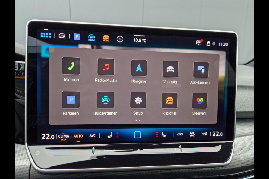 Volkswagen Golf 1.5 eHybrid 50 Edition /Panoramadak /IQ drive /IQ Light