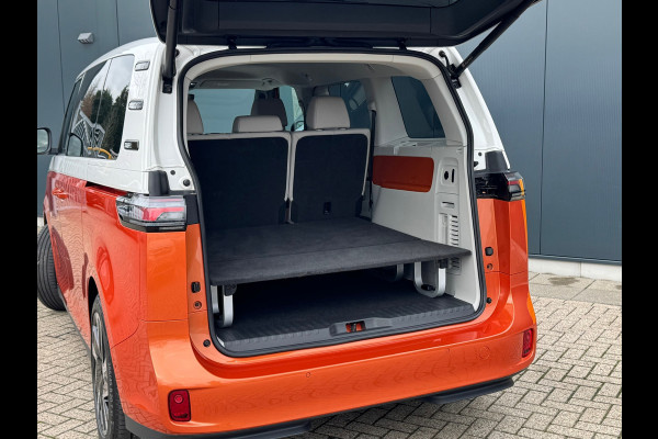 Volkswagen ID. Buzz 1st 77kWh * Matrix Led * Camera * Stoelverwarming * Adaptieve Cruise *