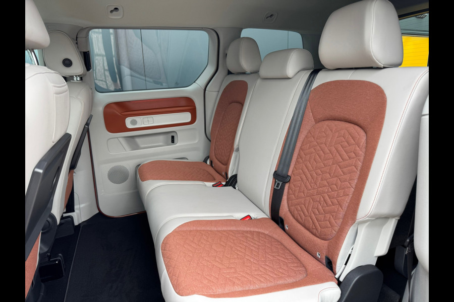 Volkswagen ID. Buzz 1st 77kWh * Matrix Led * Camera * Stoelverwarming * Adaptieve Cruise *