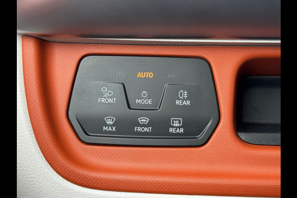 Volkswagen ID. Buzz 1st 77kWh * Matrix Led * Camera * Stoelverwarming * Adaptieve Cruise *