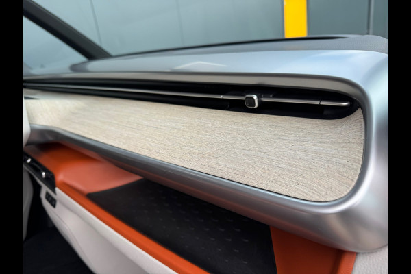 Volkswagen ID. Buzz 1st 77kWh * Matrix Led * Camera * Stoelverwarming * Adaptieve Cruise *