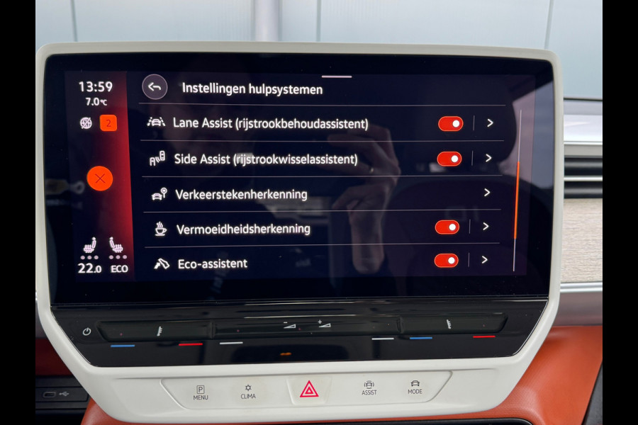 Volkswagen ID. Buzz 1st 77kWh * Matrix Led * Camera * Stoelverwarming * Adaptieve Cruise *