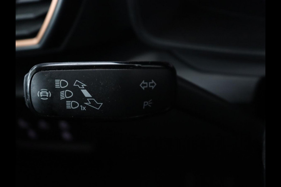 CUPRA Formentor 2.0 TSI 4DRIVE | 310pk | Stoelverwarming | Trekhaak | Camera | Adaptive cruise | 19'' | Sfeerverlichting | Keyless | Full LED | Sportstoelen | Stuurverwarming | DAB