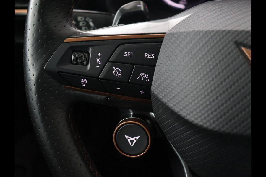 CUPRA Formentor 2.0 TSI 4DRIVE | 310pk | Stoelverwarming | Trekhaak | Camera | Adaptive cruise | 19'' | Sfeerverlichting | Keyless | Full LED | Sportstoelen | Stuurverwarming | DAB