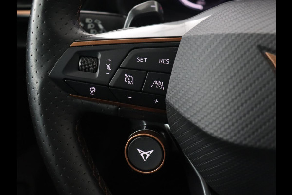 CUPRA Formentor 2.0 TSI 4DRIVE | 310pk | Stoelverwarming | Trekhaak | Camera | Adaptive cruise | 19'' | Sfeerverlichting | Keyless | Full LED | Sportstoelen | Stuurverwarming | DAB