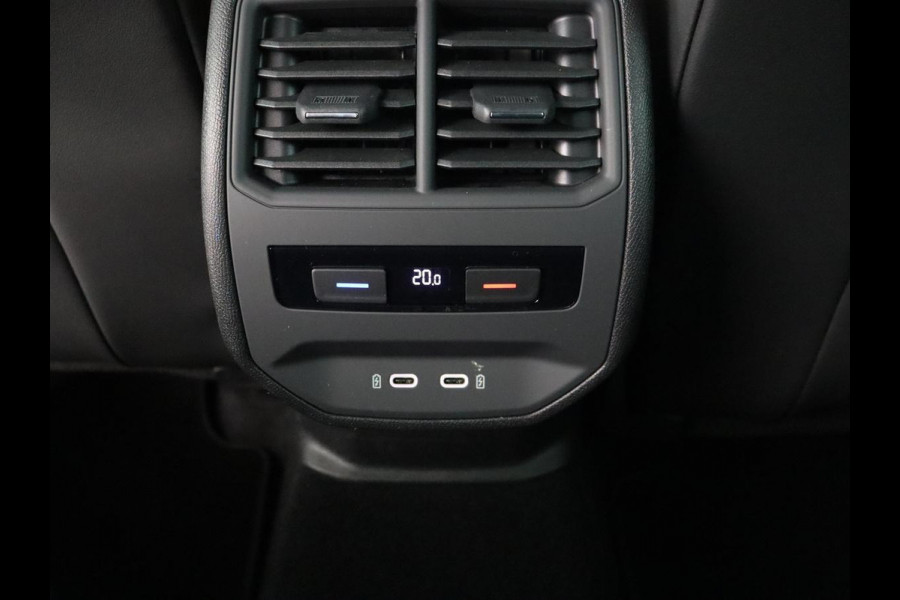 CUPRA Formentor 2.0 TSI 4DRIVE | 310pk | Stoelverwarming | Trekhaak | Camera | Adaptive cruise | 19'' | Sfeerverlichting | Keyless | Full LED | Sportstoelen | Stuurverwarming | DAB