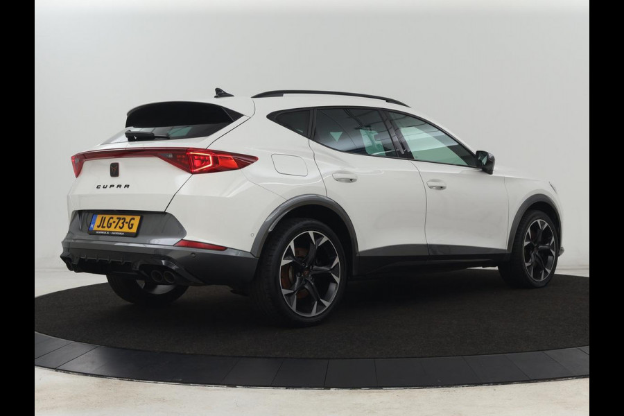 CUPRA Formentor 2.0 TSI 4DRIVE | 310pk | Stoelverwarming | Trekhaak | Camera | Adaptive cruise | 19'' | Sfeerverlichting | Keyless | Full LED | Sportstoelen | Stuurverwarming | DAB