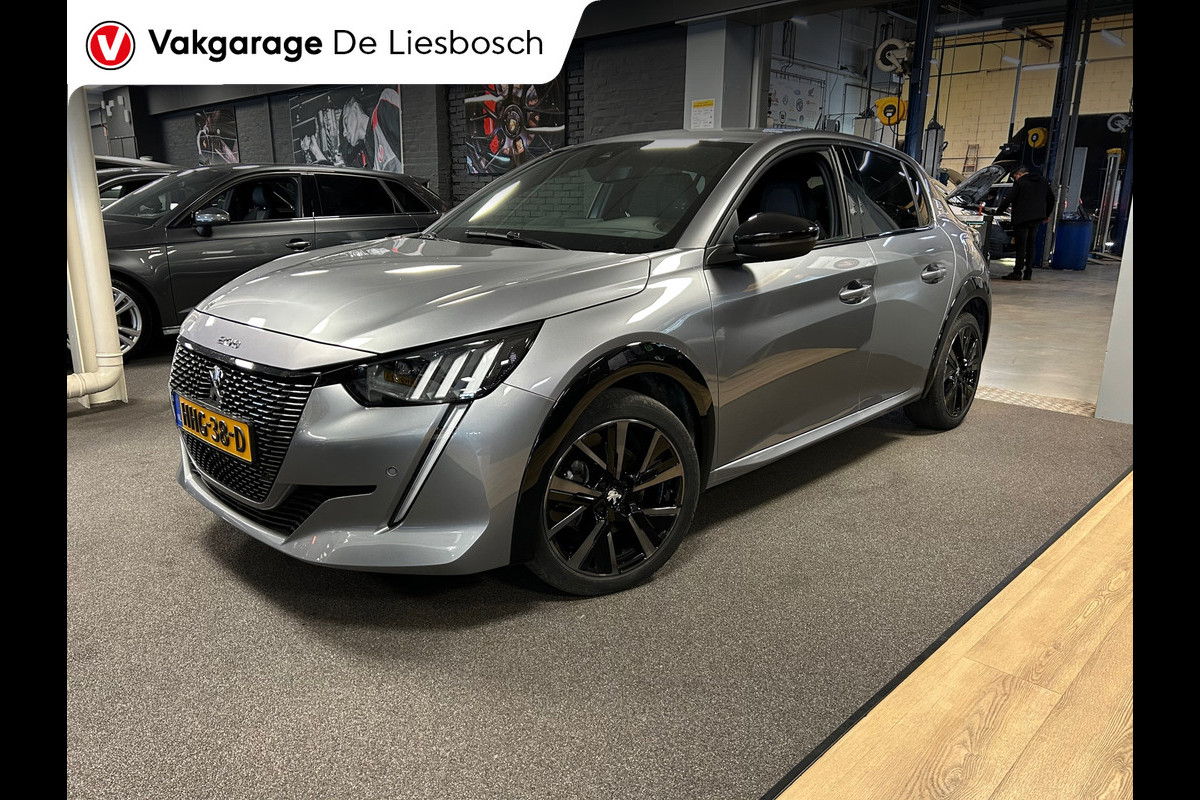 Peugeot 208 1.2 PureTech GT / Navigatie / DAB / Camera / pdc v+a / geen bijkomende kosten