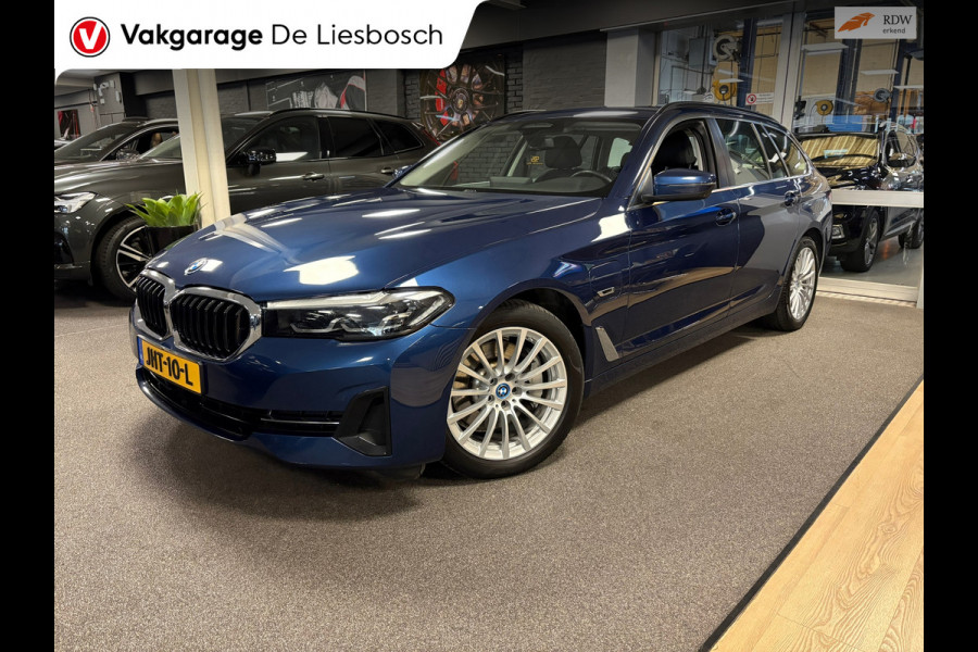 BMW 5 Serie Touring 530e Business Edition Plus / trekhaak / Leder / pdc / 360 camera