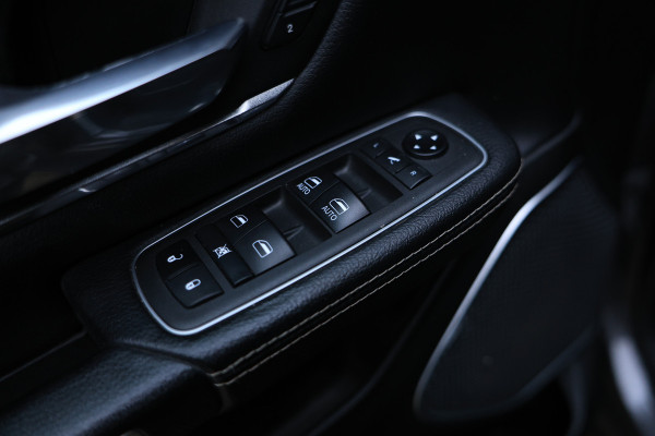 Dodge Ram 1500 5.7 V8 4x4 Crew Cab Laramie LUCHTVERING LEDBAR CARPLAY DIAMONDBACK '22