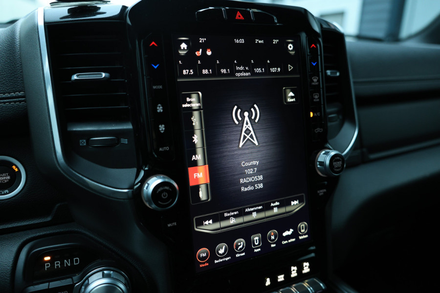 Dodge Ram 1500 5.7 V8 4x4 Crew Cab Laramie LUCHTVERING LEDBAR CARPLAY DIAMONDBACK '22