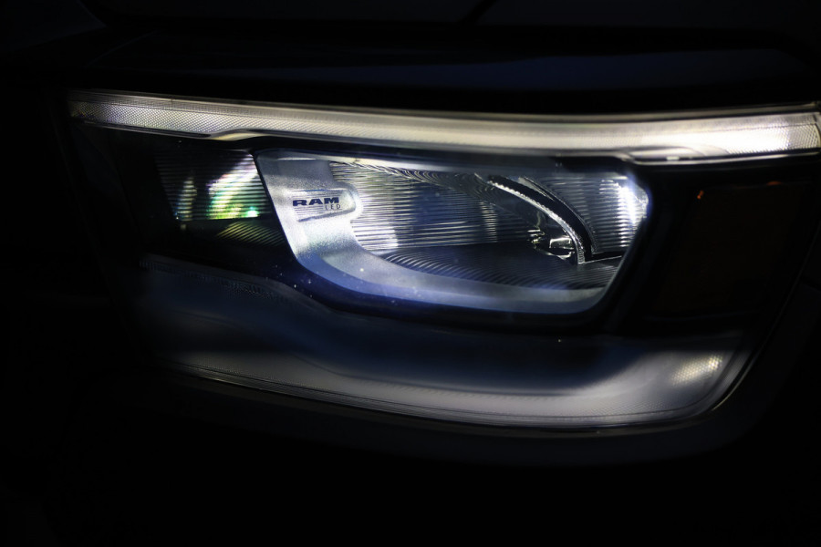 Dodge Ram 1500 5.7 V8 4x4 Crew Cab Laramie LUCHTVERING LEDBAR CARPLAY DIAMONDBACK '22