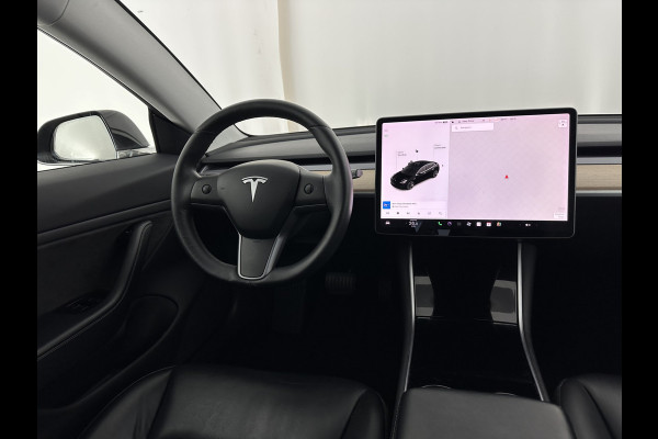 Tesla Model 3 Standard RWD Plus 60 kWh [ 3-Fase ] {SOH-80%} (INCL-BTW) Aut. *PANO | AUTO-PILOT | LEATHER | KEYLESS | FULL-LED | MEMORY-PACK | TOP-VIEW | DAB | CARPLAY | DIGI-COCKPIT | LANE-ASSIST | COMFORT-SEATS | TOWBAR | 18"ALU*