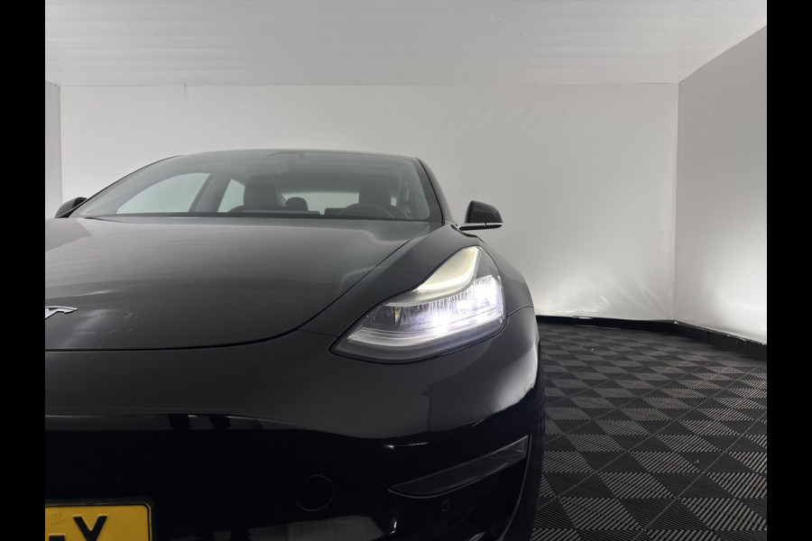 Tesla Model 3 Standard RWD Plus 60 kWh [ 3-Fase ] {SOH-80%} (INCL-BTW) Aut. *PANO | AUTO-PILOT | LEATHER | KEYLESS | FULL-LED | MEMORY-PACK | TOP-VIEW | DAB | CARPLAY | DIGI-COCKPIT | LANE-ASSIST | COMFORT-SEATS | TOWBAR | 18"ALU*