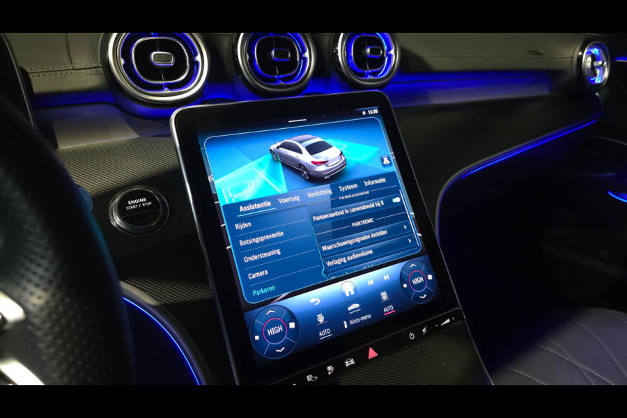 Mercedes-Benz C-Klasse 300 e AMG | Panorama | Memory | Head-Up | Stoelkoeling