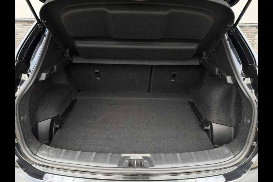 Nissan QASHQAI 1.3 DIG-T Tekna | Pano-Dak | Trekhaak | Carplay | Bose | Navi | Camera | Climate