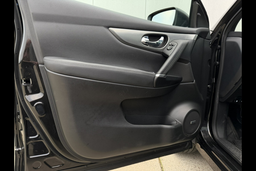Nissan QASHQAI 1.3 DIG-T Tekna | Pano-Dak | Trekhaak | Carplay | Bose | Navi | Camera | Climate