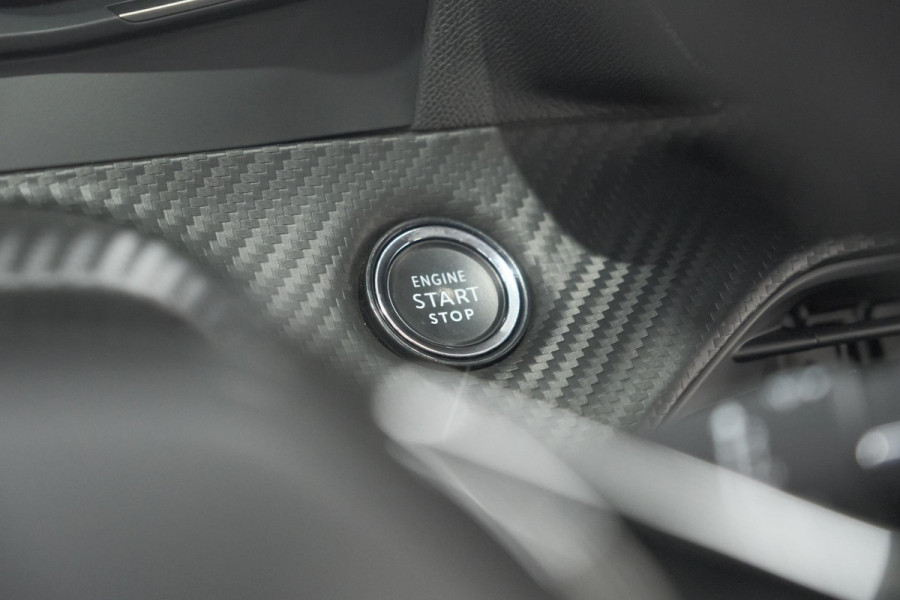 Peugeot 208 PureTech 100 Allure Pack | Nieuw Model | Apple CarPlay | Parkeersensoren | Climate Control