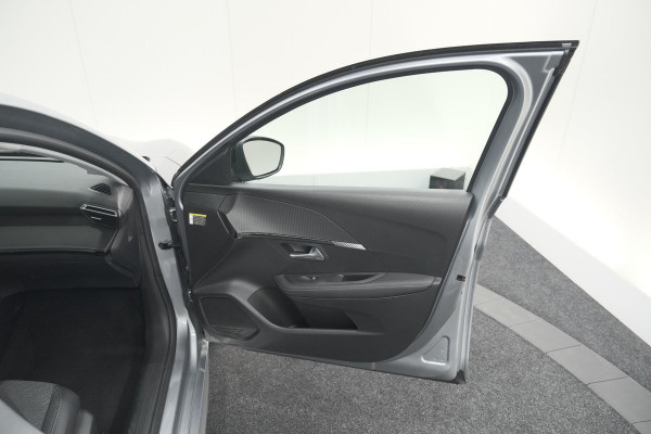 Peugeot 208 PureTech 100 Allure Pack | Nieuw Model | Apple CarPlay | Parkeersensoren | Climate Control