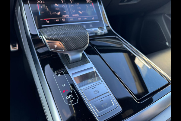 Audi Q8 55 TFSI quattro S Line 340 PK Pano Leder Camera Trekhaak