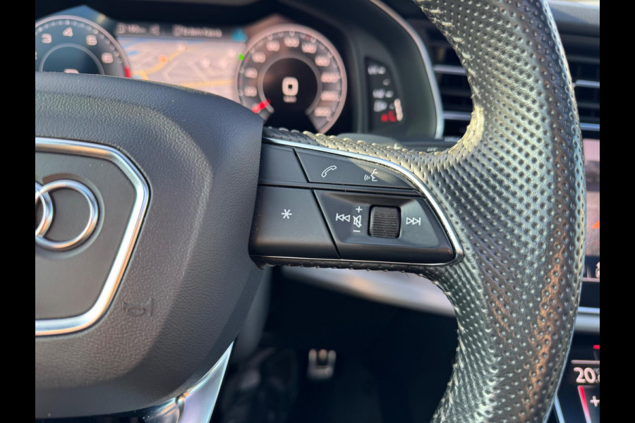 Audi Q8 55 TFSI quattro S Line 340 PK Pano Leder Camera Trekhaak