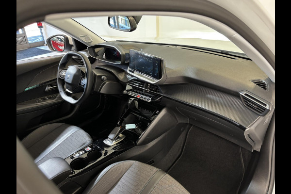 Peugeot e-2008 EV Allure Pack 50 kWh Allseason | Navigatie | Achteruitrijcamera |