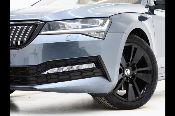 Škoda Superb Combi 1.4 TSI iV Sportline | Panoramadak | Trekhaak | Sportstoelen | Canton | Keyless | Adaptive Cruise | Carplay